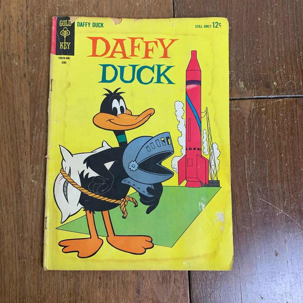 Gold Key Comics Disney's‎ Daffy Duck No. 37 June 1964 Full Color Kids Magazine